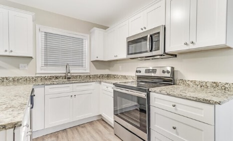 Building Photo - 245 Bromack Dr SE