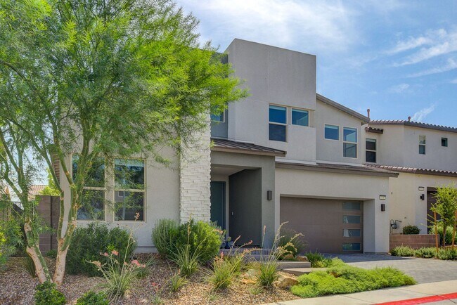 Building Photo - Amazing 2 story home in beautiful Tri Poin...