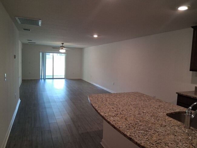 Building Photo - 8871 Southern Charm Cir