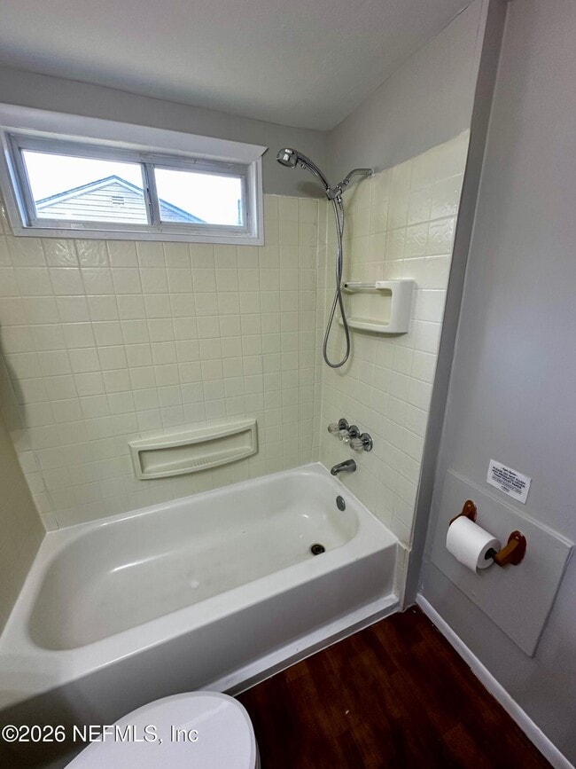 Building Photo - 2514 Peach Dr