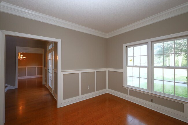 Building Photo - 1054 Ridge Rd