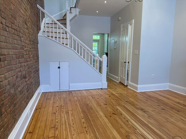 Building Photo - 60 Astor Pl