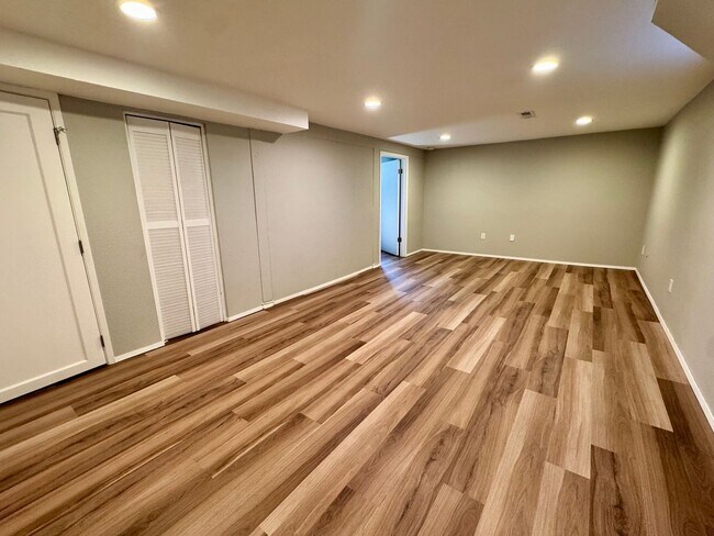 Building Photo - Bittersweet memories, Full Beautiful Remodel Highly Desired Lincoln Neighborhood