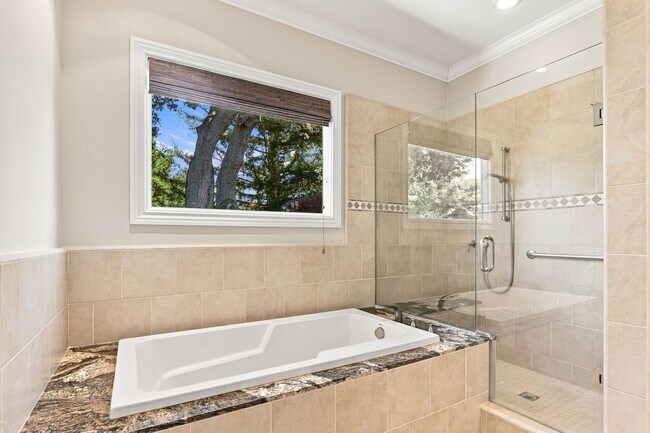 Building Photo - Beautiful 4-Bedroom 3.5-Bathroom Los Gatos Home