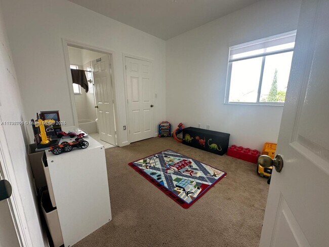 Building Photo - 15549 SW 150th St