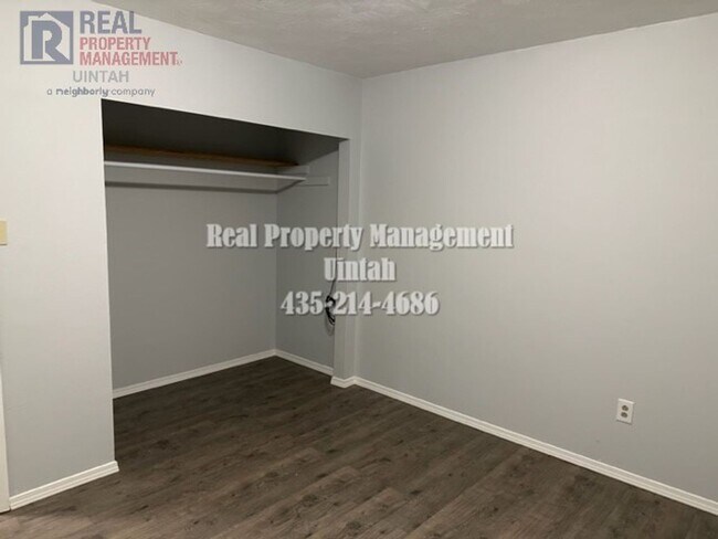Building Photo - Cute 1-to-2-bedroom apartment.  MOVE IN SPECIAL!!!! $400 OFF FIRST MONTHS RENT WHEN YOU SIGN A 12...
