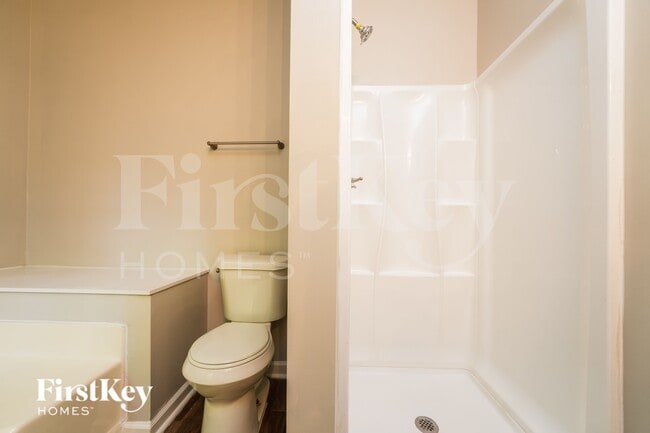 Building Photo - 2007 Sandbrook Ct SW