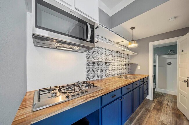 Building Photo - 3605 Runnels St