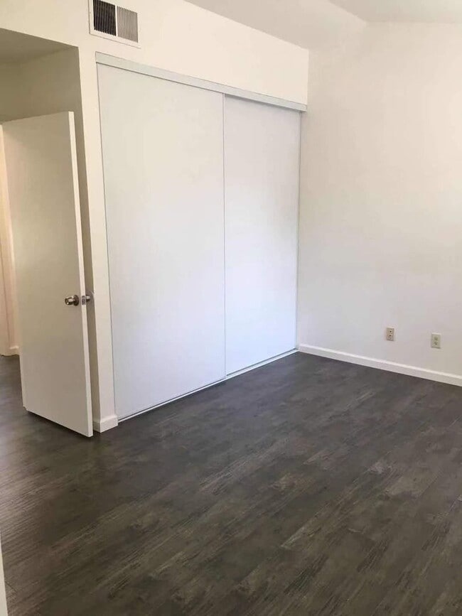 Building Photo - Beautiful Remodeled Concord Home