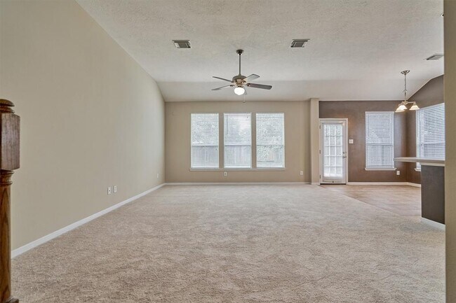 Building Photo - 30835 Imperial Walk Ln