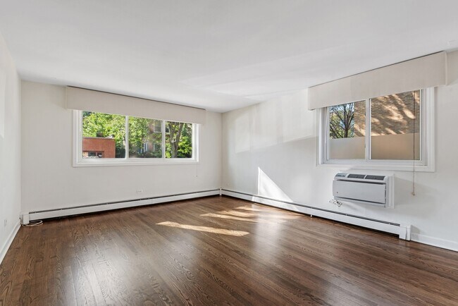 Building Photo - 1921 Harrison St