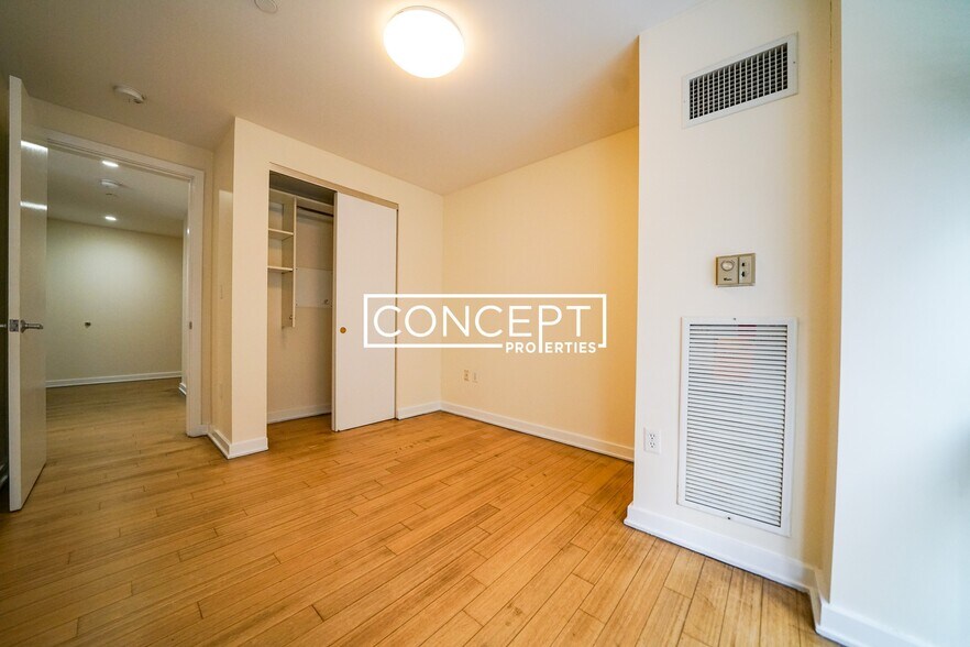 Building Photo - 40 Boylston St