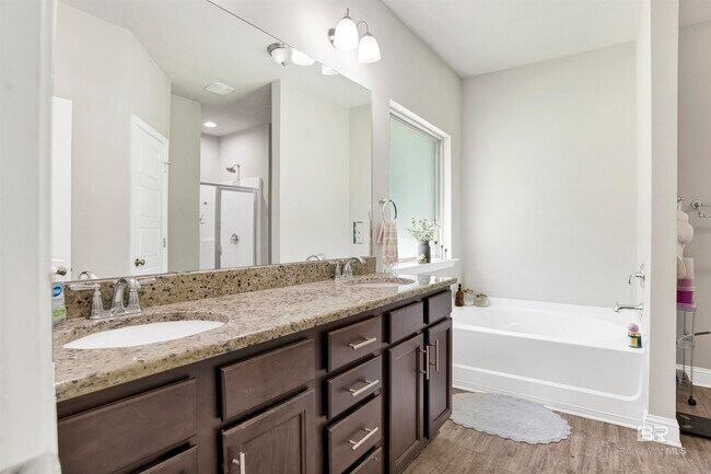Building Photo - 31820 Calder Ct