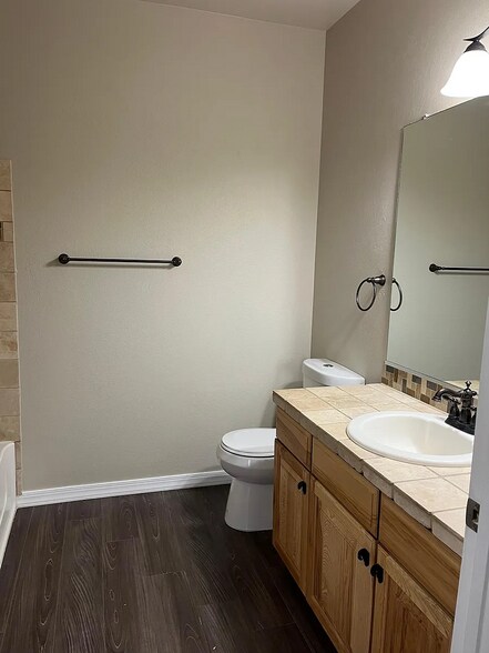 Building Photo - 15455 Canyon Rim Dr