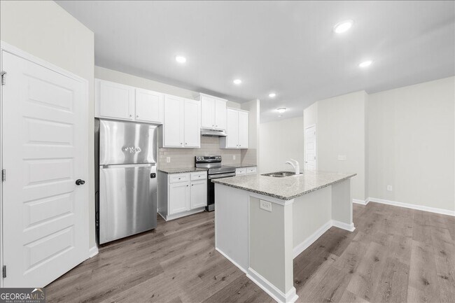 Building Photo - 220 Harrison St