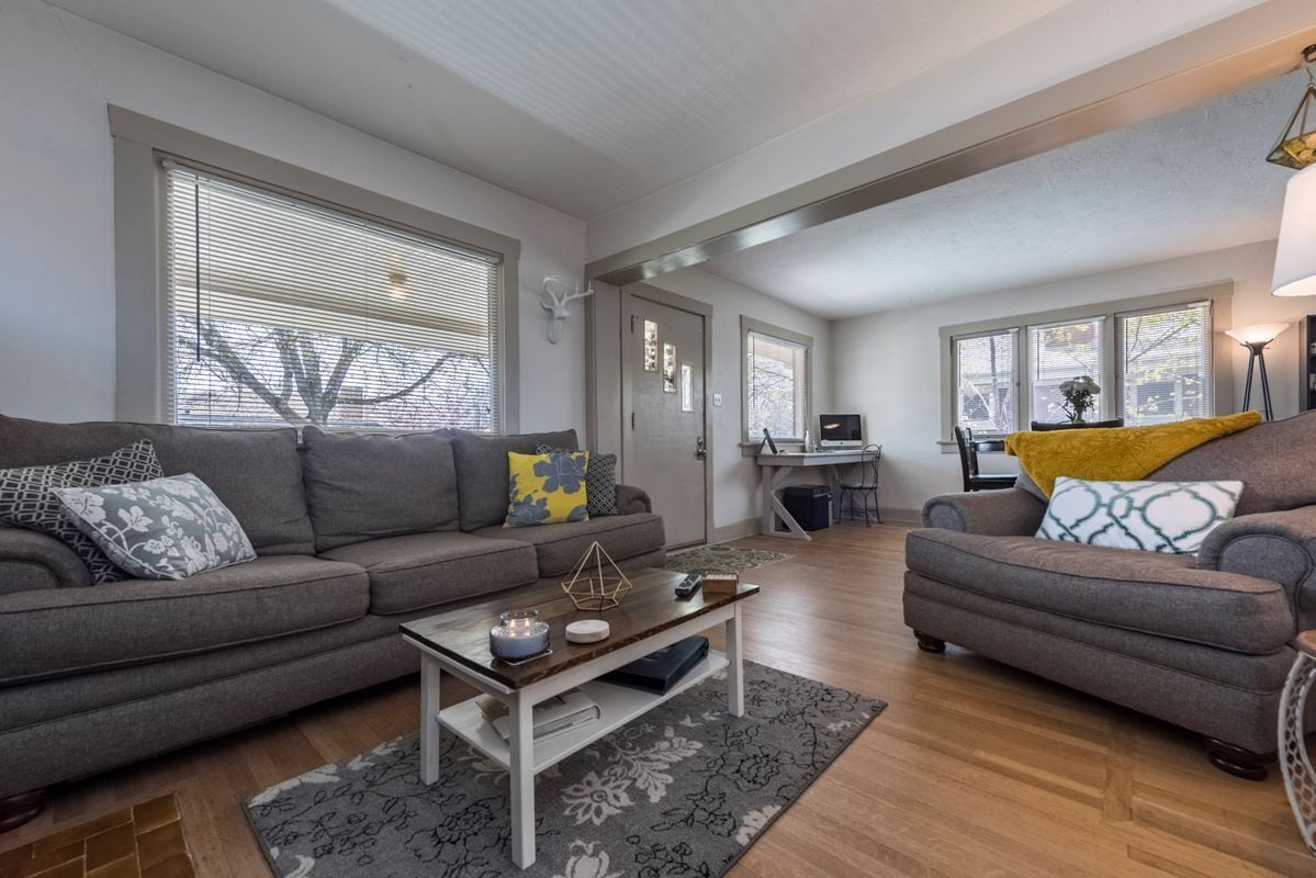 Building Photo - 409 E Coatsville Ave