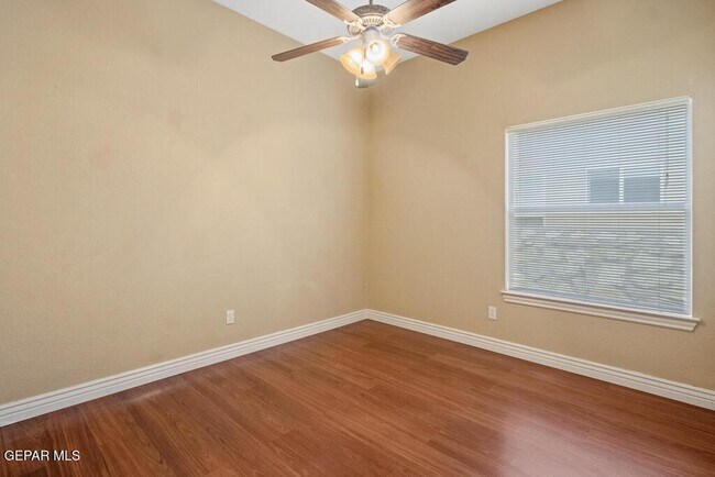 Building Photo - 11605 St Thomas Way