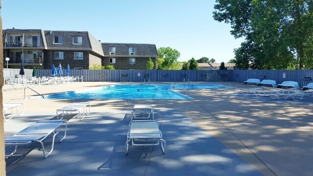 Building Photo - 931 Jonathon Ct