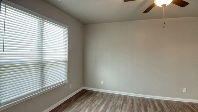 Building Photo - Where Style Meets Comfort: Elevate Your Li...