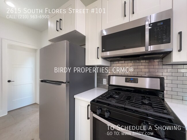 Building Photo - 2615 S Flores St