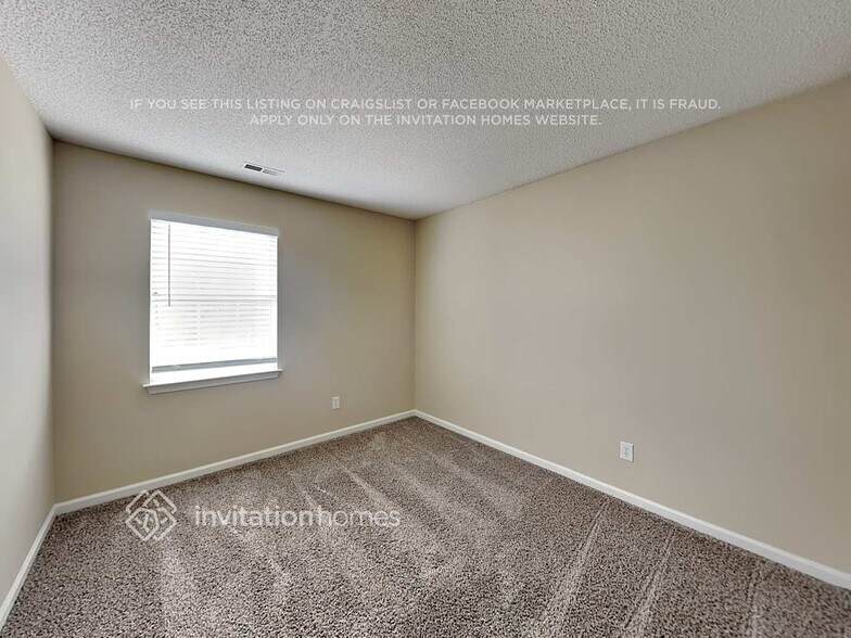 Building Photo - 5909 Creft Cir