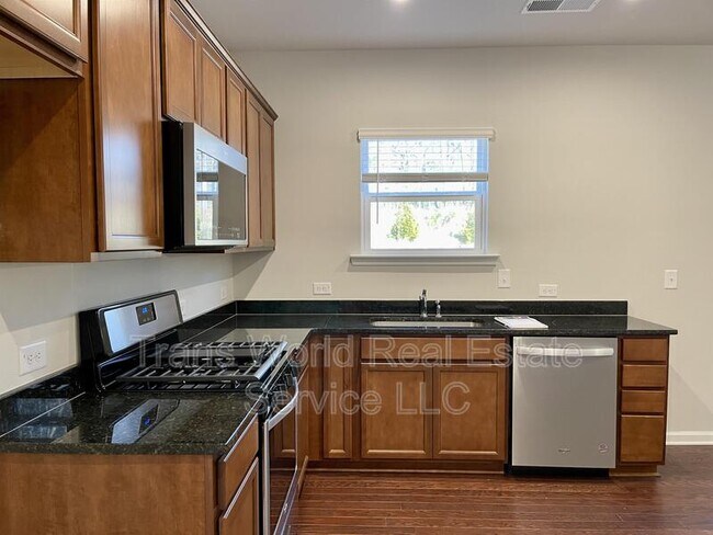 Building Photo - 5899 Wheeler Ridge Rd