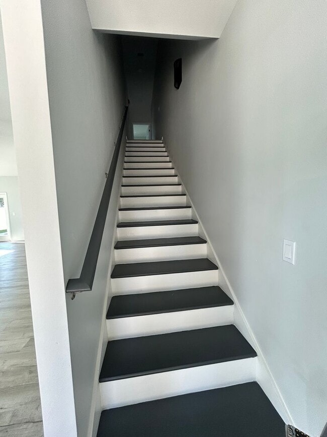 Building Photo - 2022 Trimble Rd