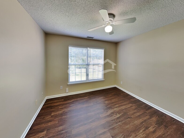 Building Photo - 4945 Wheat Dr SW