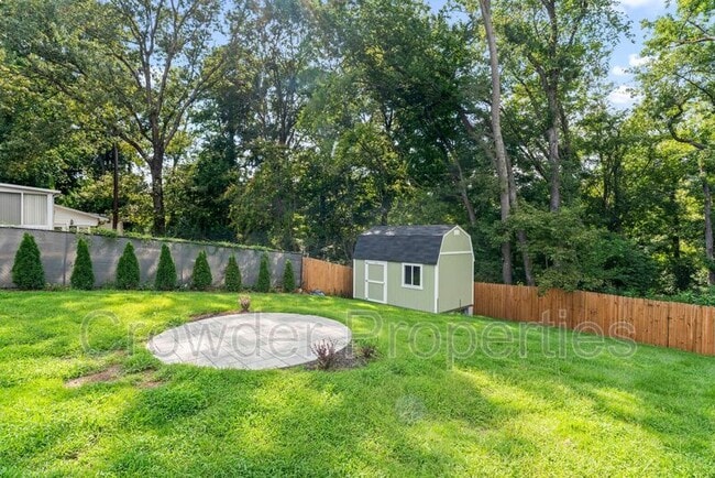 Building Photo - 3612 Sargeant Dr