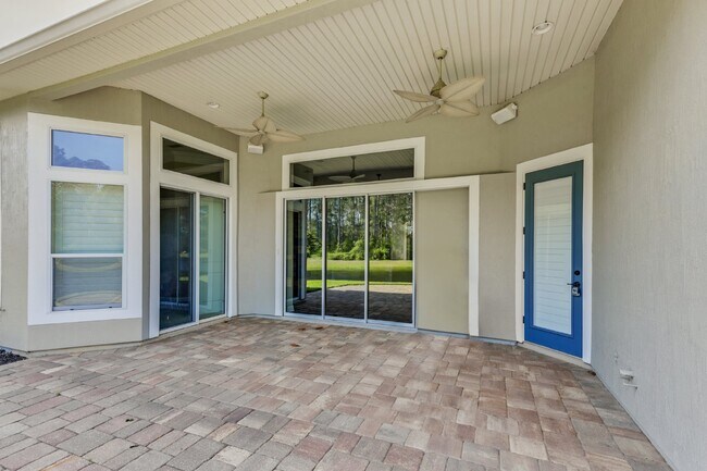Building Photo - Waterfront in Saint Johns, Durbin communit...