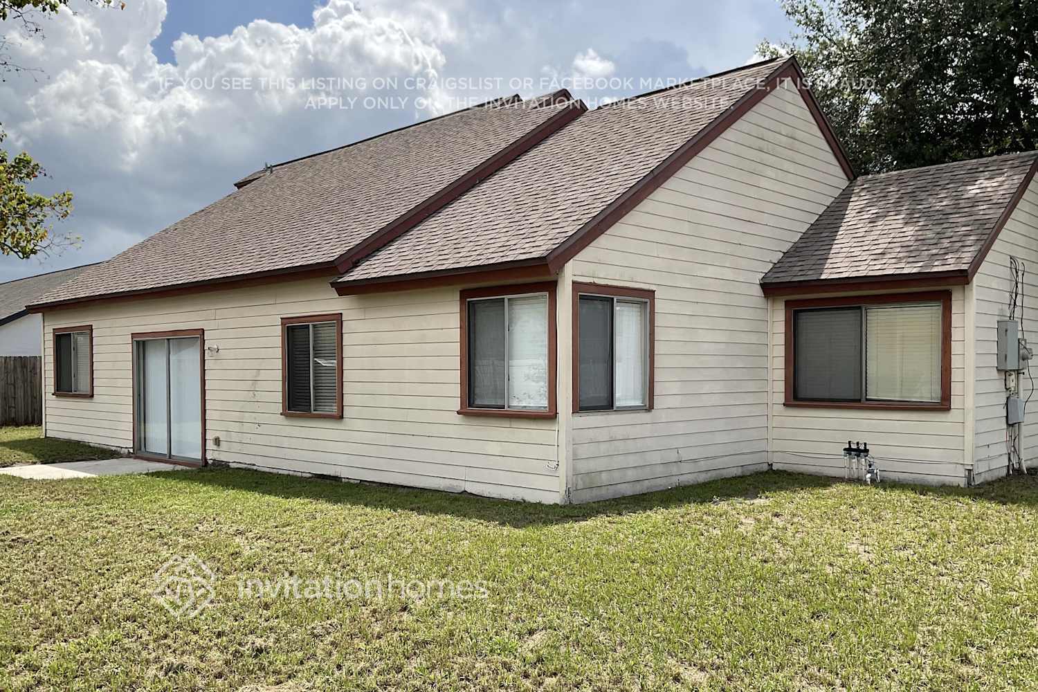 Building Photo - 3741 Linsbury St