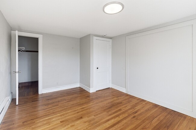Building Photo - 293 Clemente St