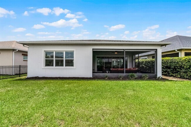 Building Photo - 5013 E Fountainwood Dr