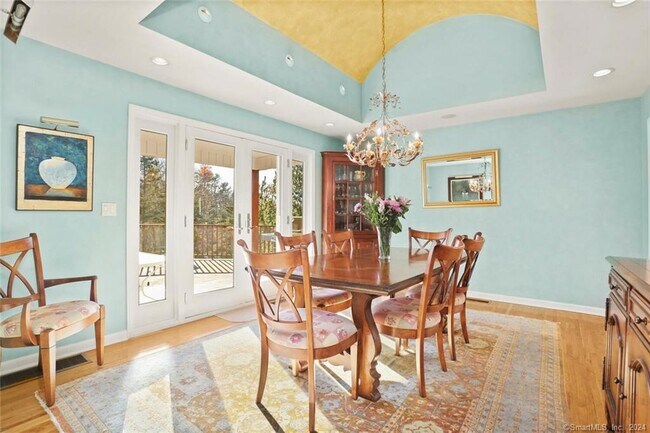 Building Photo - 12 Signal Ln