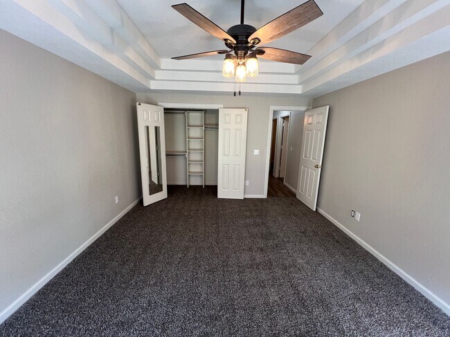 Building Photo - 2212 SW 93rd St