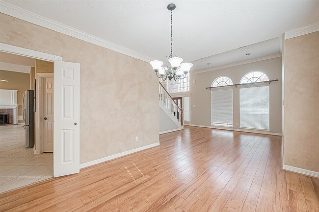 Building Photo - 13135 Finch Brook Dr