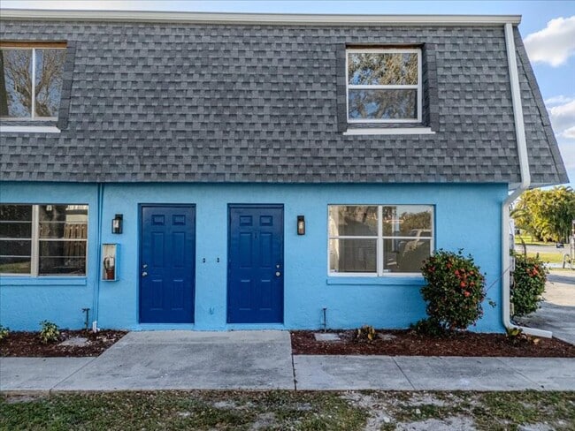 Building Photo - 16200 Dublin Cir
