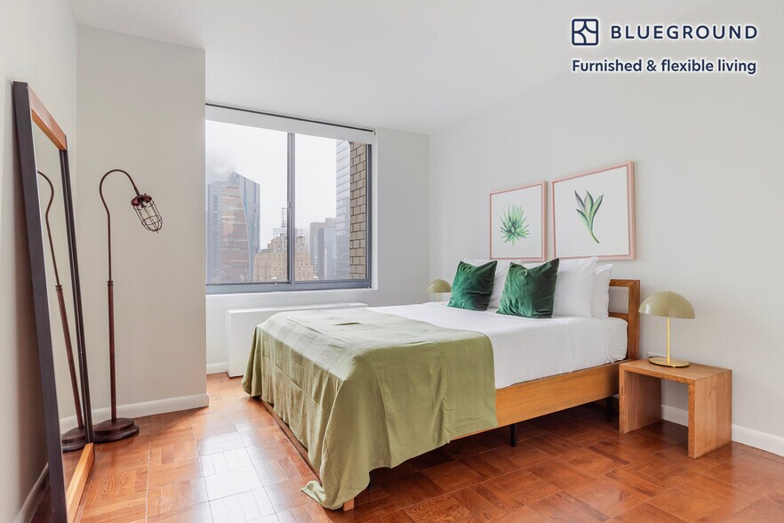 Building Photo - 235 W 48th St