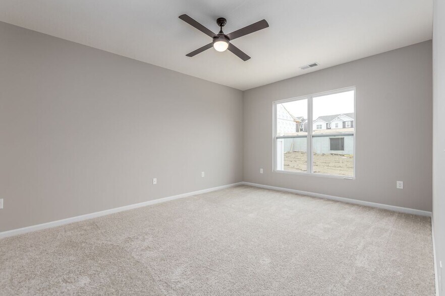 Building Photo - 5634 Callaway Dr