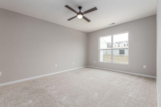 Building Photo - 5634 Callaway Dr