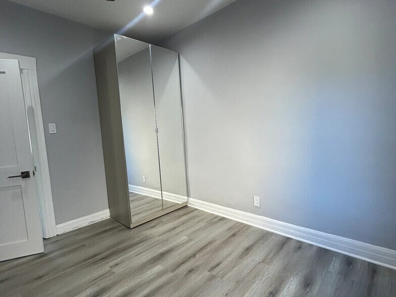 Building Photo - 2719 Alta St