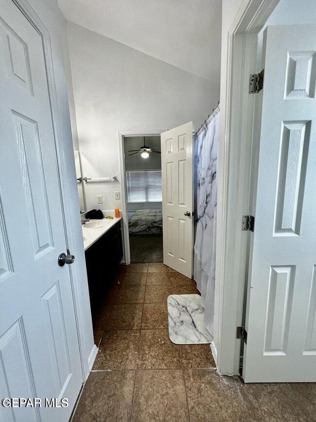 Building Photo - 12701 Francisco Paz Dr