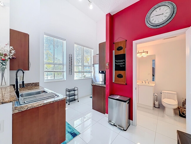 Building Photo - 450 N Federal Hwy