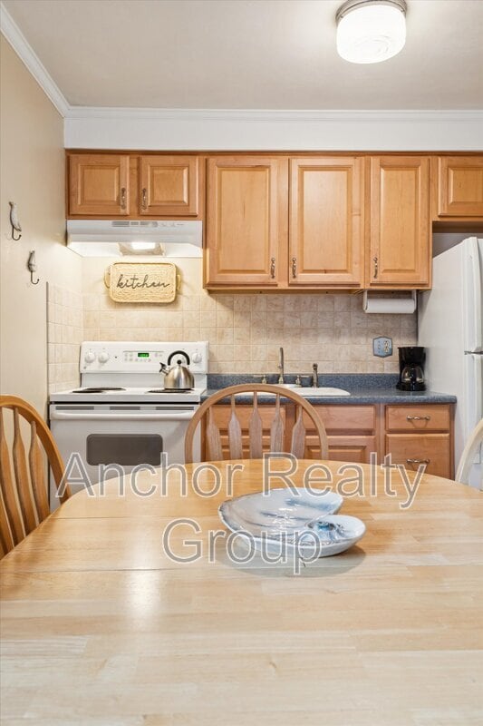 Building Photo - 5608A Atlantic Ave