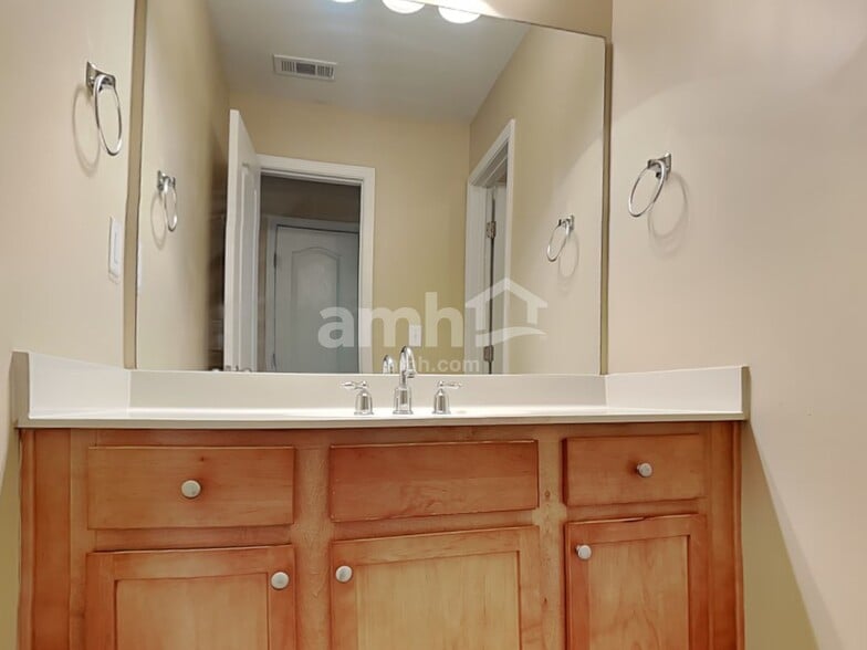 Building Photo - 3436 Archgate Ct