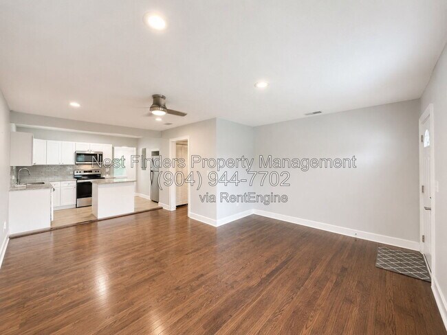 Building Photo - 1293 Hamilton St