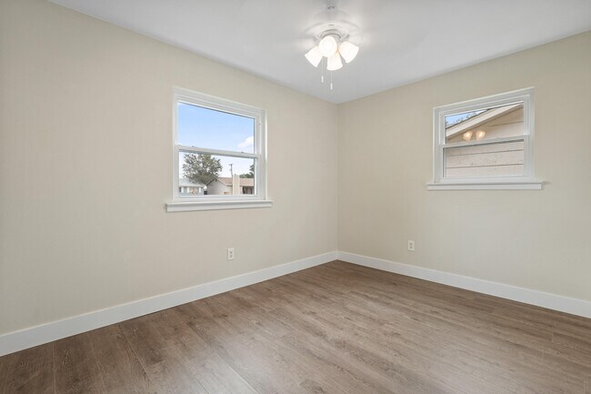 Building Photo - 5223 41st St