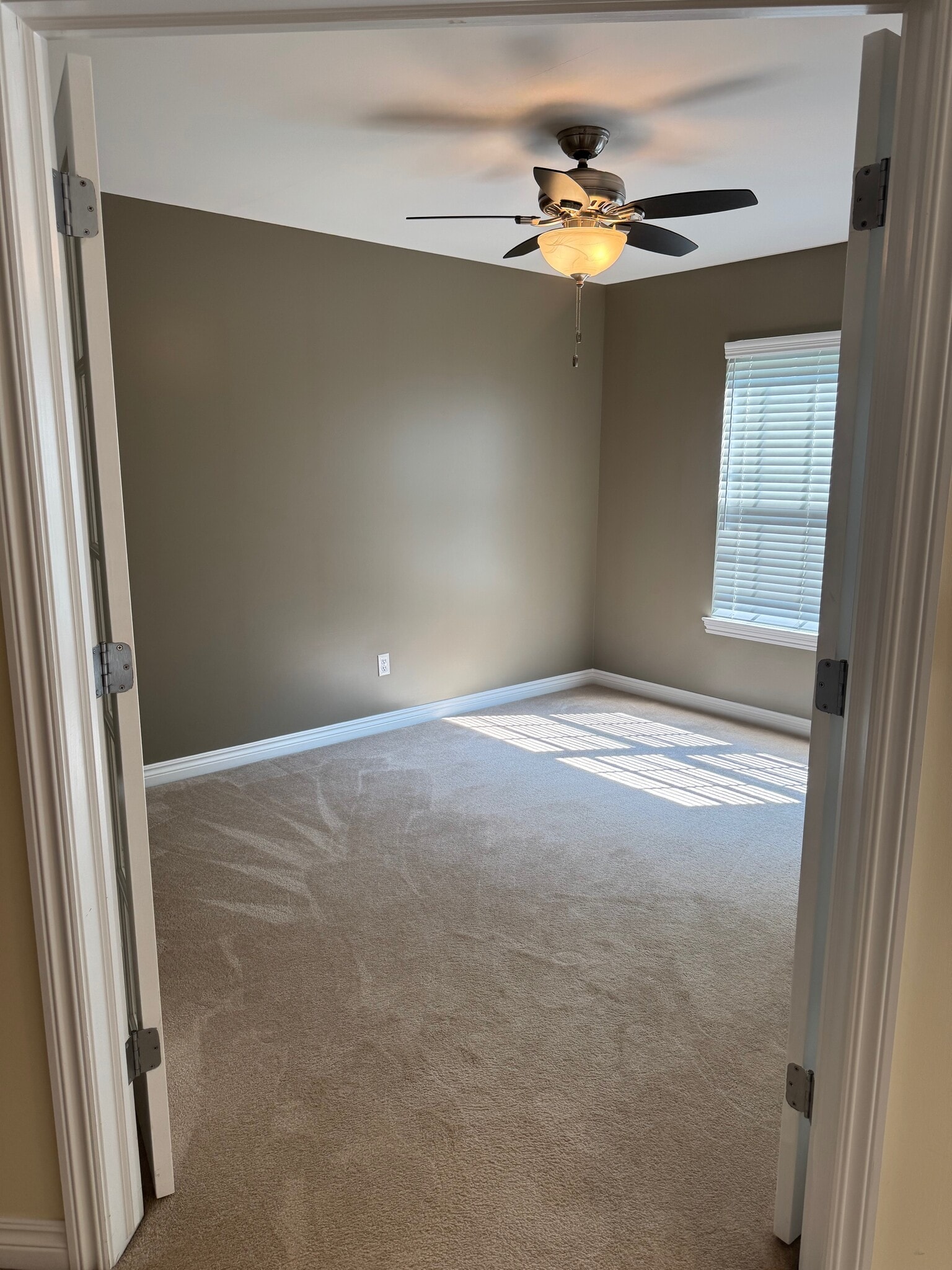 Third Bedroom or Office - 52 Grandview Cir