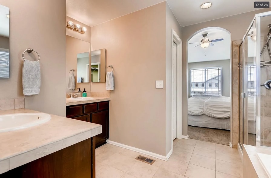 Building Photo - 12932 Norway Maple St