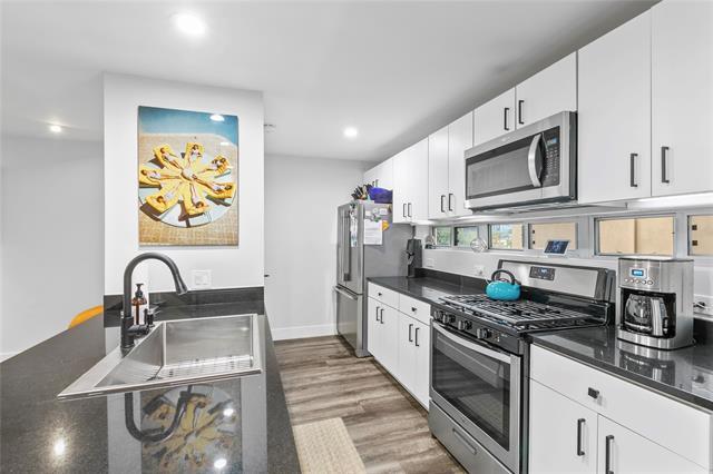 Building Photo - 2704 Shelby Ave